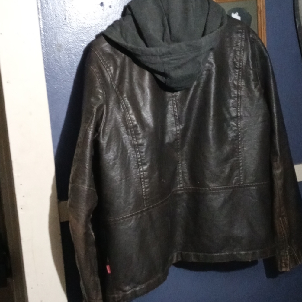 A brown leather Levi jacket with grey hood - Picture 2 of 2